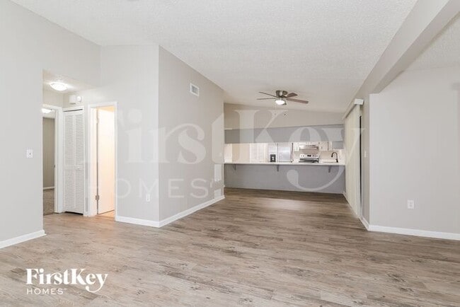 Photo - 704 Del Rio Way House