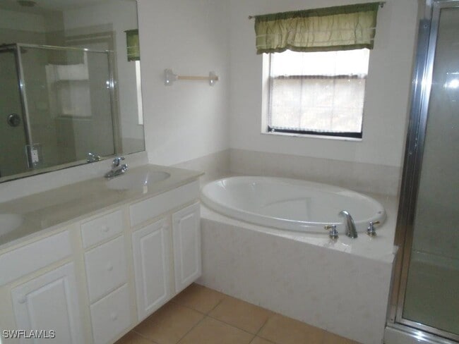 Building Photo - 9058 Water Tupelo Rd