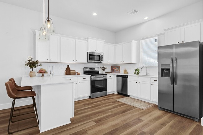 Building Photo - 38634 Spur 149 Rd Unit 72A