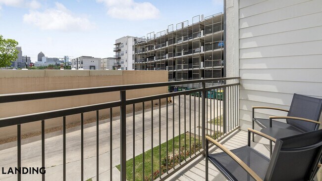 4001 Ross Ave Unit 217