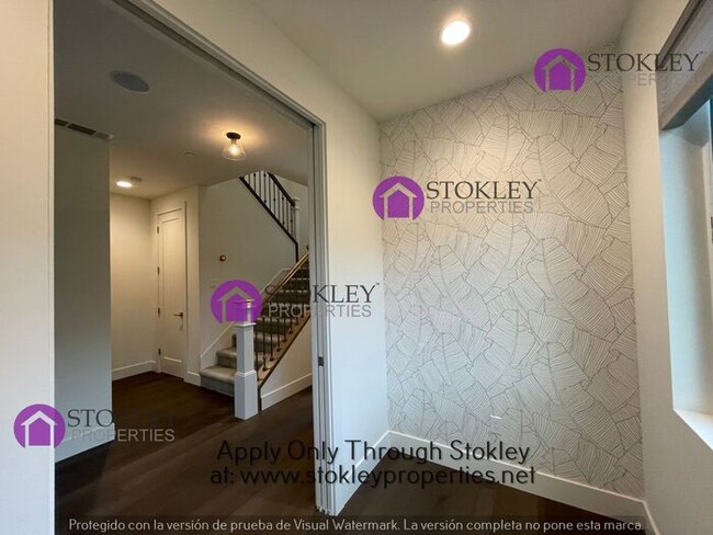 Photo - 3184 Manor Ave