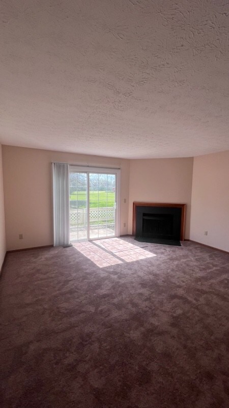 Photo - 6012 Godown Rd