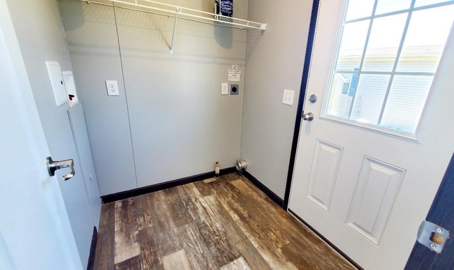 Photo - 9593 Mariner Dr