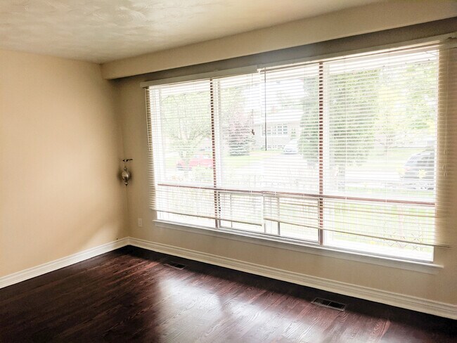 Photo - 32 Durrington Crescent Unité 1