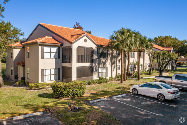 Oasis at Naples - Oasis at Naples Apartments