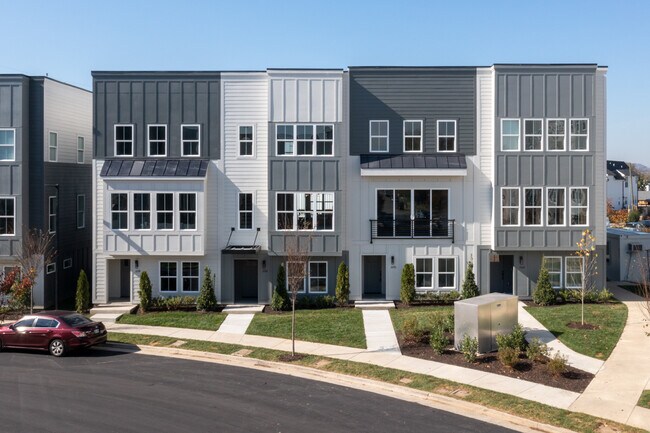 Photo - 2072 Edison Park Ln