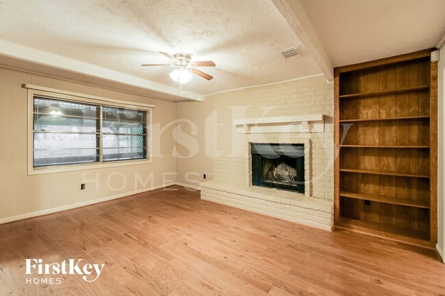 Photo - 353 Dawn Hill Dr