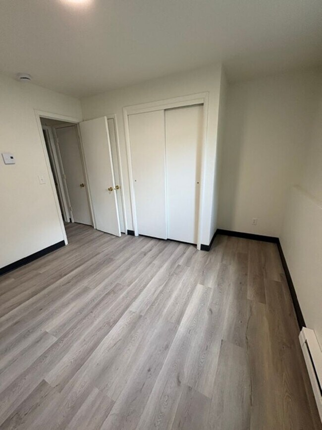 705 S 1st St W Unit B