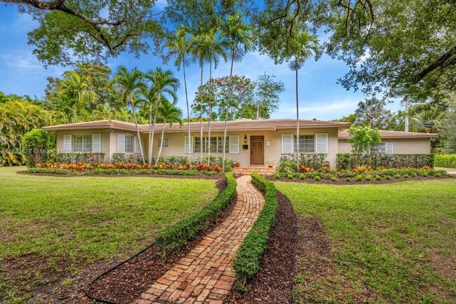 Photo - 1340 Sopera Ave House