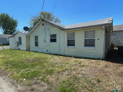 Building Photo - 511 Blackburn Ave Rental