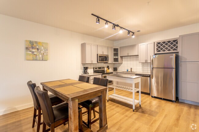 2BR,2BA