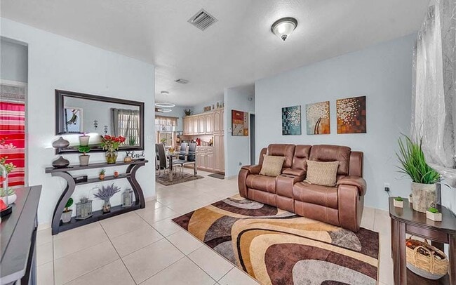 Photo - 7567 N Augusta Dr