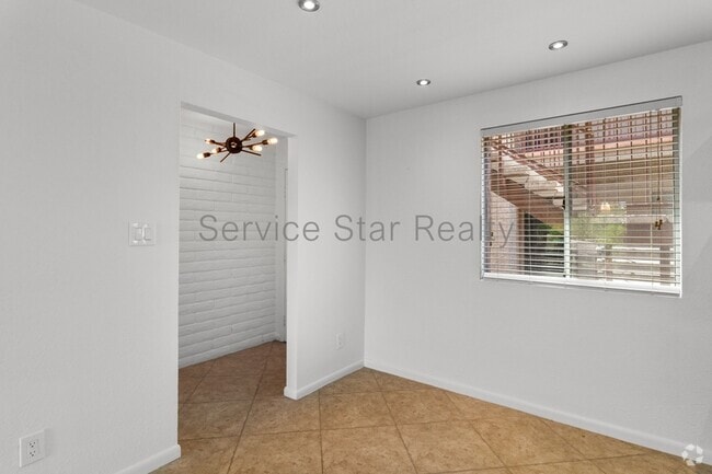 Building Photo - 4354 N 82nd St Rental