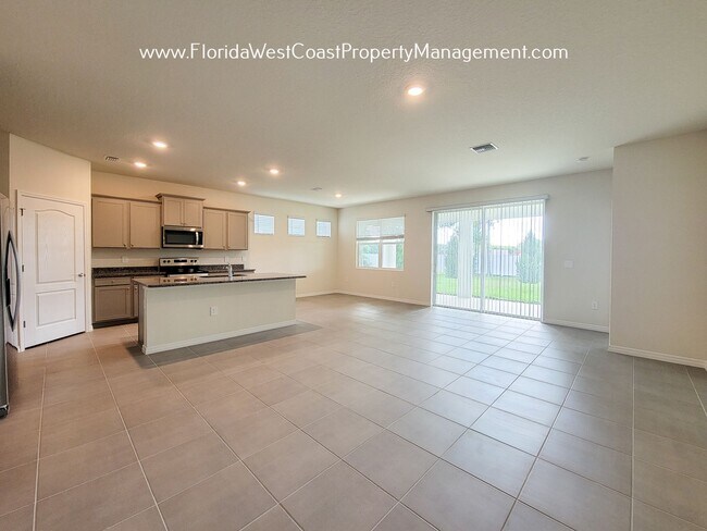 Photo - LAKEWOOD RANCH! 4 BEDROOM/2 BATH/ PET FRIENDLY! COMMUNITY POOl! READY for MARCH 2026