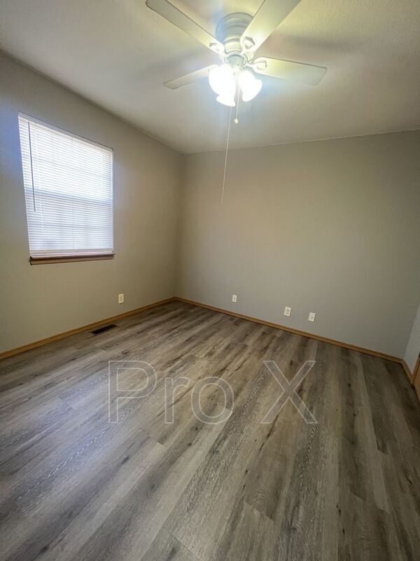 Photo - 4563 E Zora St Unidad Apt C