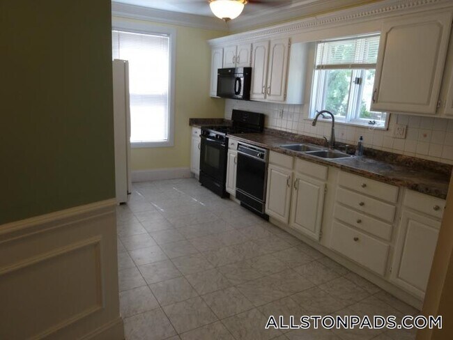 Photo - 57 Riverdale St Unidad 1