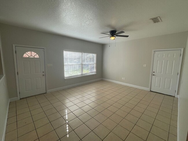 Building Photo - 4816 29th St Unit B