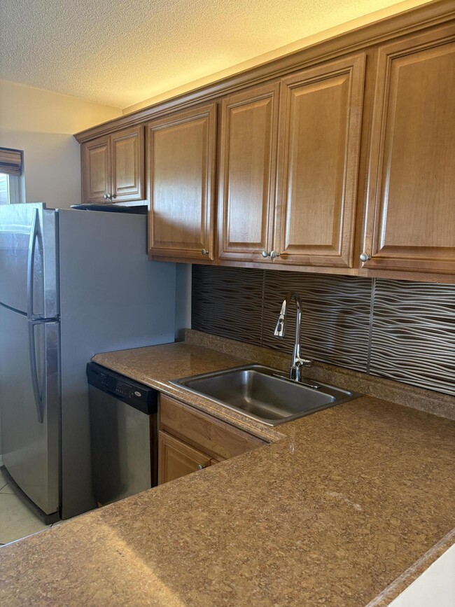 Photo - 2770 Garden Dr S Unidad 304