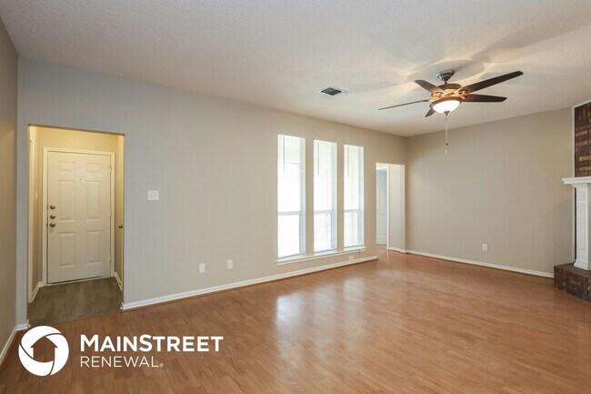 Photo - 6813 Battle Creek Dr