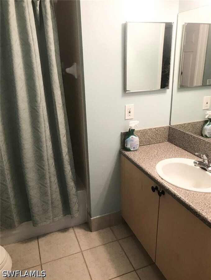 Photo - 1115 Reserve Ct Unidad 2