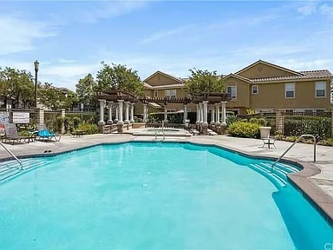 Photo - 11450 Church St