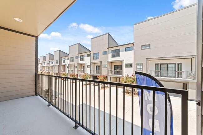 Photo - 11936 N Hoa Sen Cir