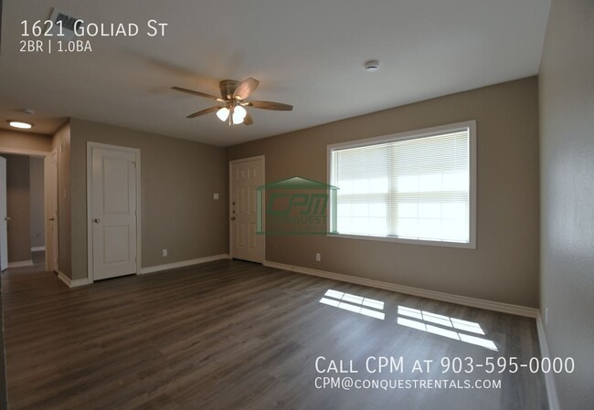 1621 Goliad St