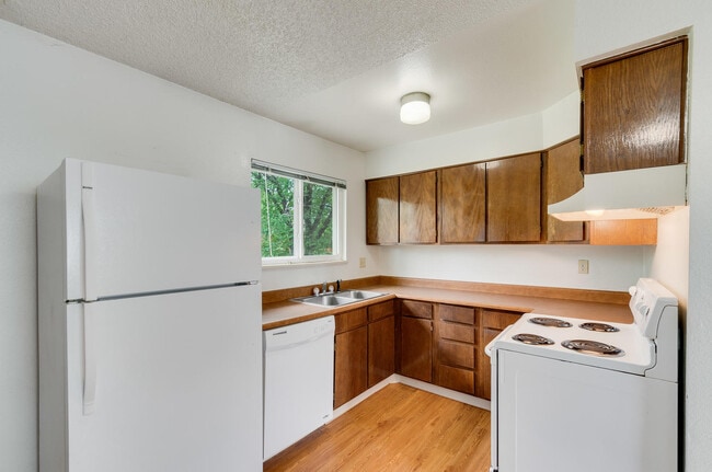 Photo - 1552 S Memphis St