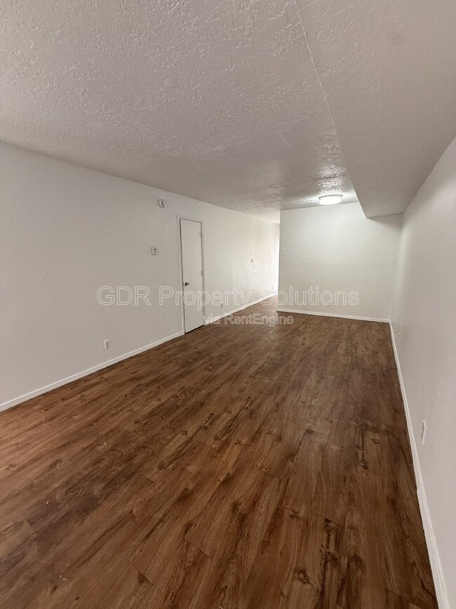 Photo - 1928 Buena Vista Dr SE Unidad A