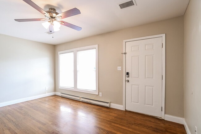 Photo - 614 Fawnbrook Ln