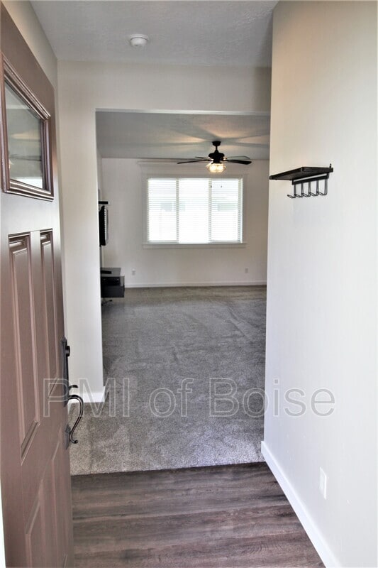 Photo - 2080 S Hills Ave.