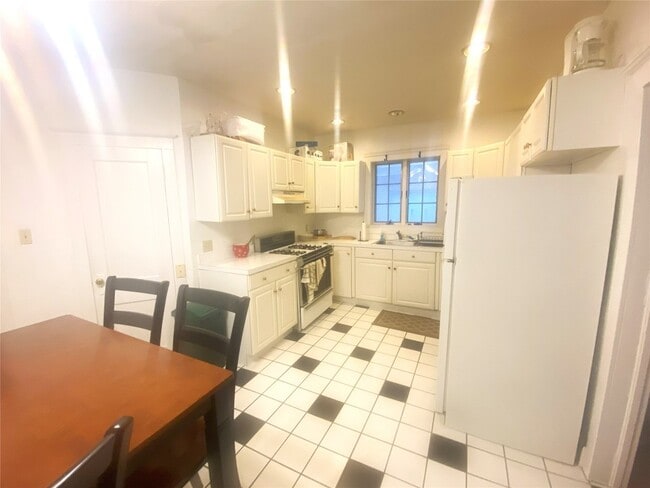 Photo - 33 Fayette St Unit Apt 1S