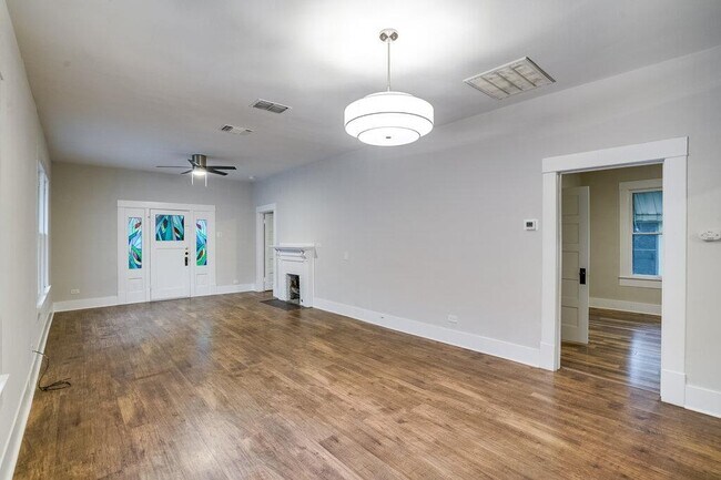 Photo - 804 Theresa Ave