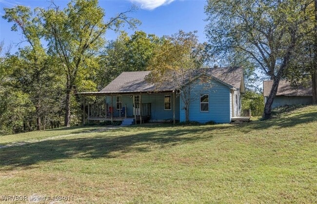 Building Photo - 15615 Hopewell Way