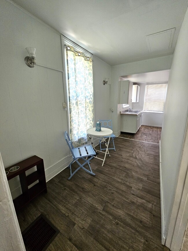 Photo - 413 W Vine St Unit 1