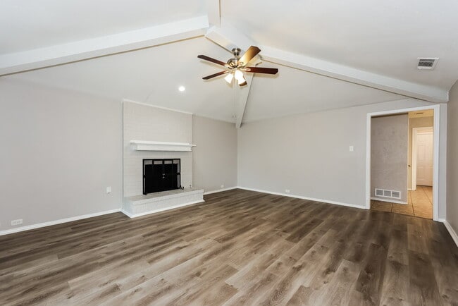 Photo - 1134 Madlynne Dr