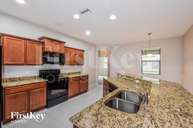 Photo - 2717 SW 18th Ave