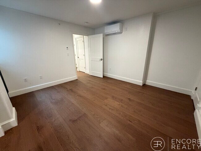 Photo - 1200 Massachusetts Ave Unidad 113