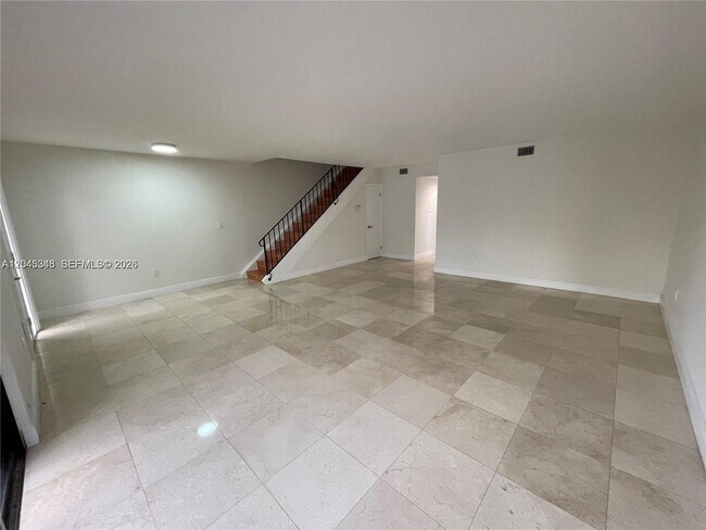 Photo - 3756 NE 166th St