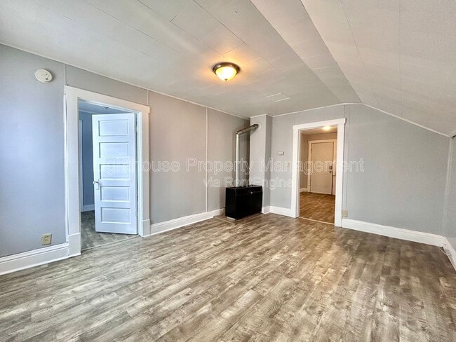 Photo - 2417 Reynolds St