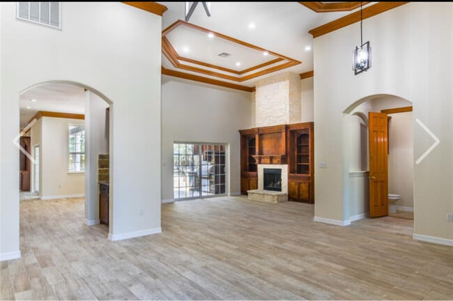 Photo - 12446 Willis Waukegan Rd