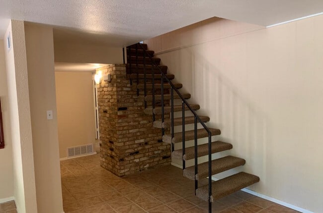 Photo - 3127 Andy Ln