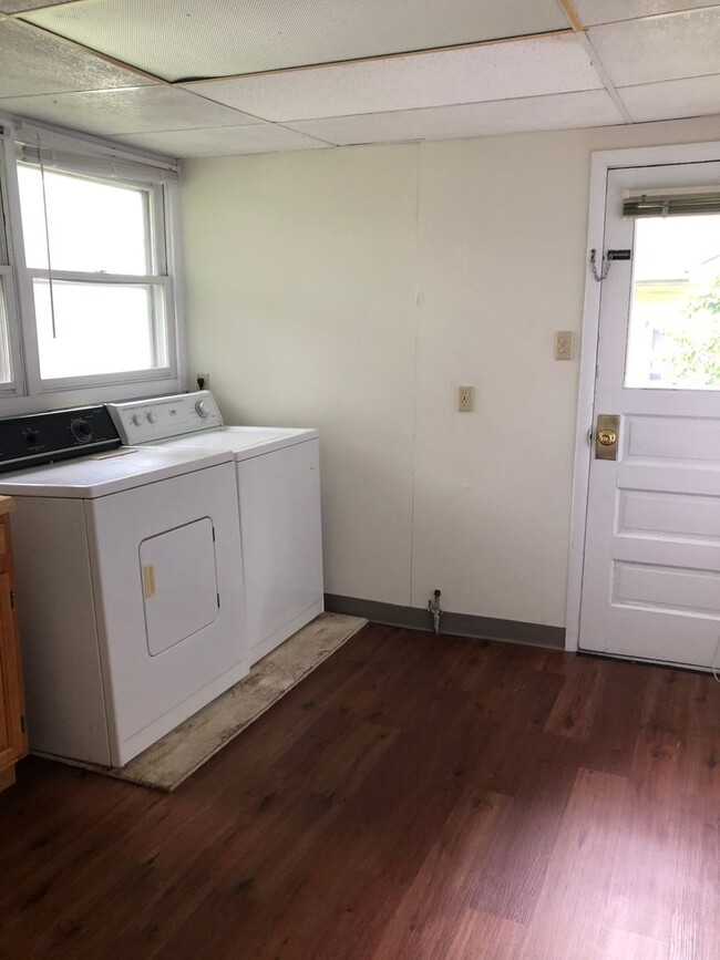 Photo - 1213 N Washington St Unidad House