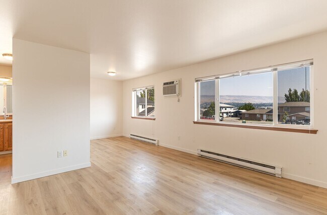 1624 Cross St Unit 1624 Cross St #3