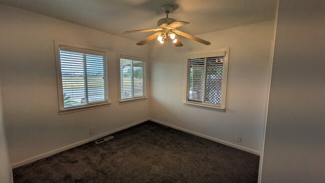 Photo - 4665 W Hedges Ave