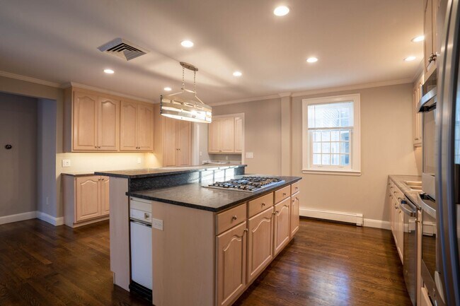 Photo - No place like THIS LISTING!! 8 bed 5.5 bath!