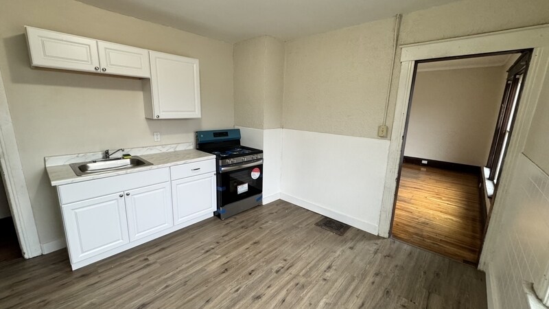 Photo - 1109 Wolf St
