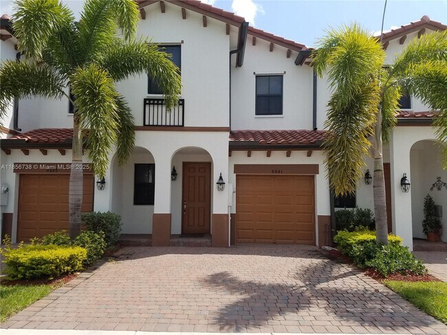 Building Photo - 8841 NW 103rd Ave Rental