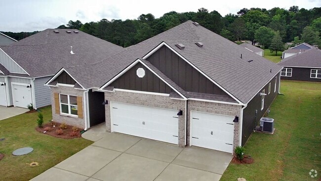 Building Photo - Springville’s Archers Brooke Community one... Rental