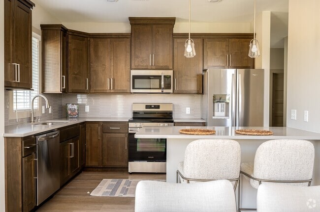 Tidewater Townhomes| Kitchen - Tidewater Communities Rental